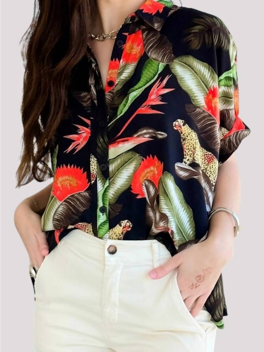 Umgee Jungle Muse Button Down Shirt Sleeve Top Cheetah Tropical Print Size Small